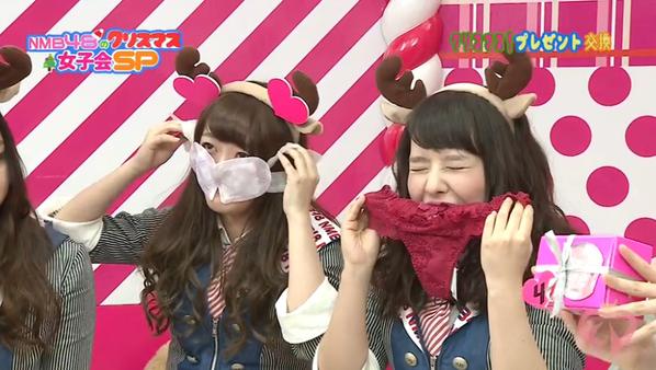 「NMB48のクリスマス女子会SP」で下着を噛む山田菜々