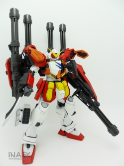 inask-17_G82_Gundam_Heavyarms_Custom_Fantasy_tosou.jpg
